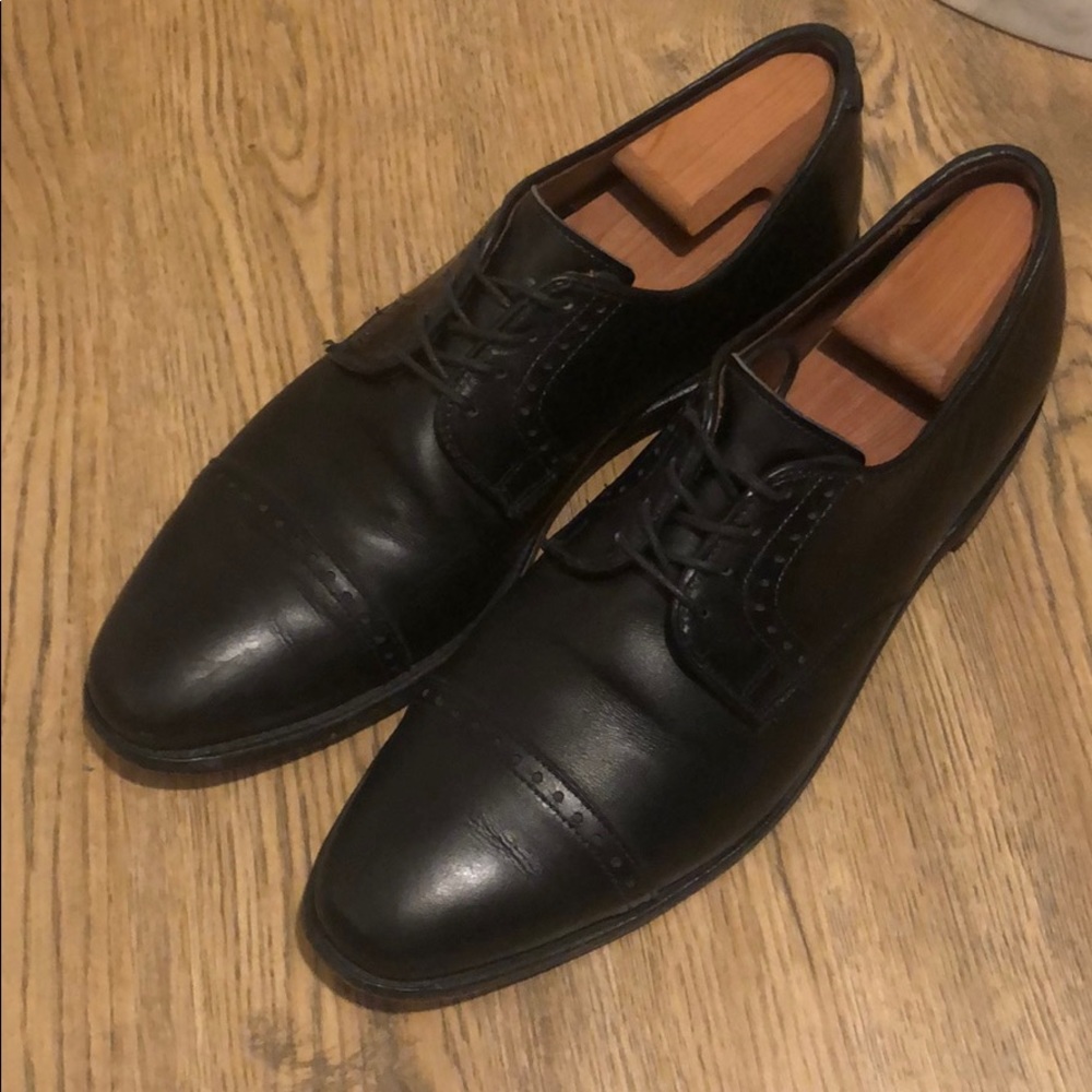 Allen Edmonds Clifton Cap Toe men’s 9D
